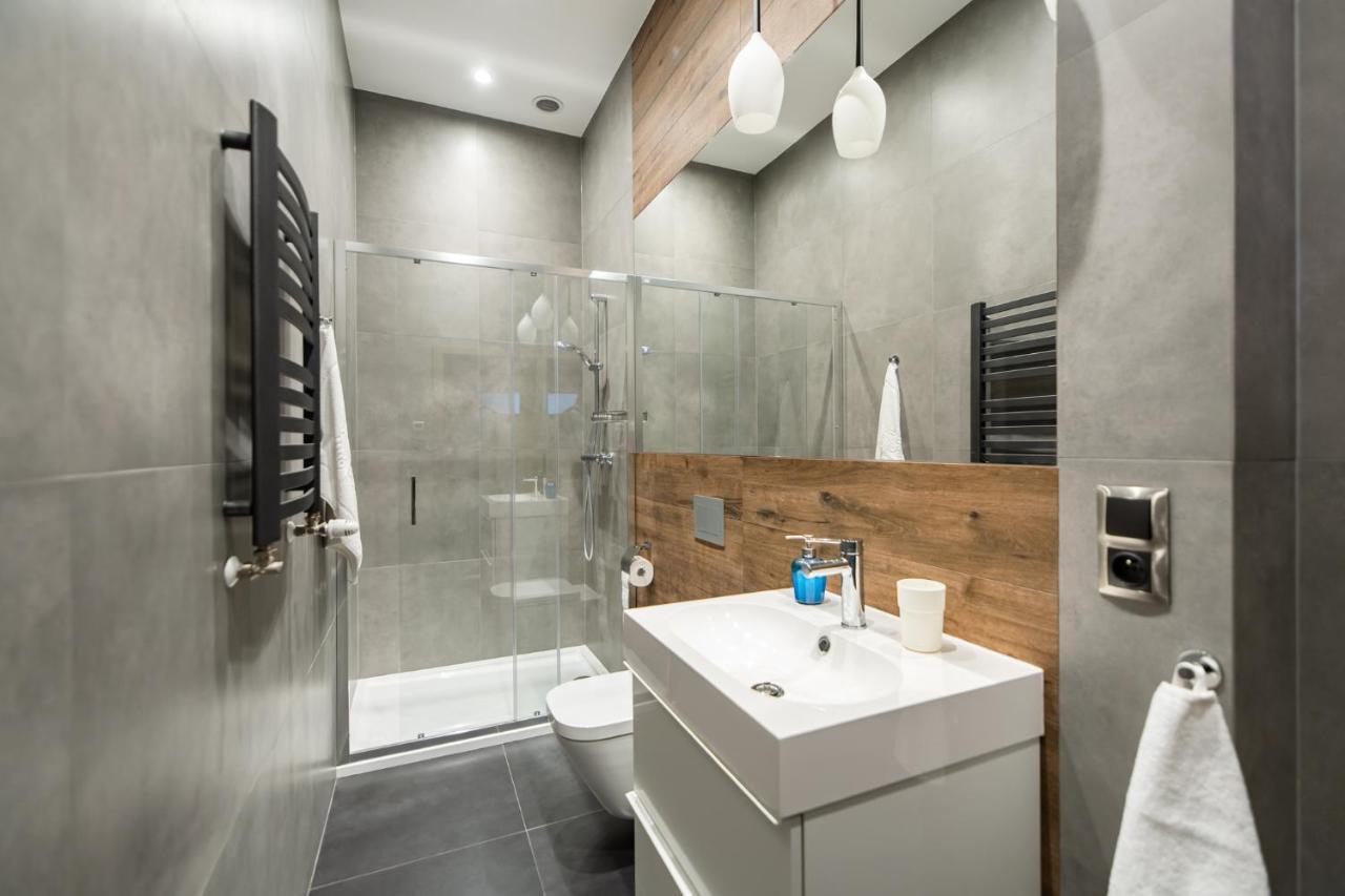 Neo Sky Apartment, Free Parking, 15 Min Walk Old Town&kazimierz - By Homelike Krakau